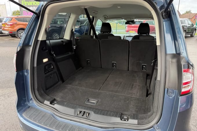 2021 Ford Galaxy