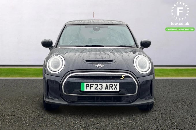 2023 Mini Hatch