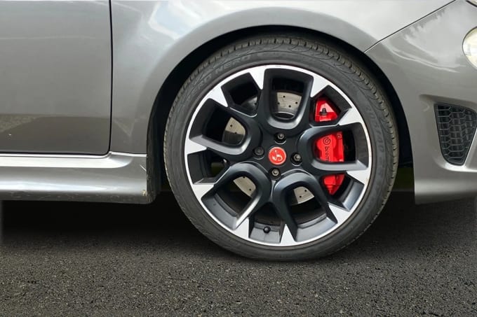 2019 Abarth 595