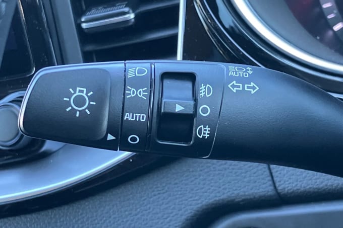 2025 Kia Ceed