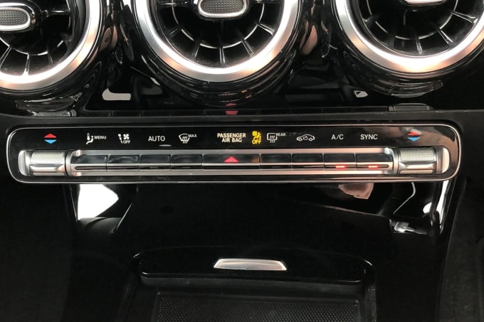 2022 Mercedes-benz Cla Class