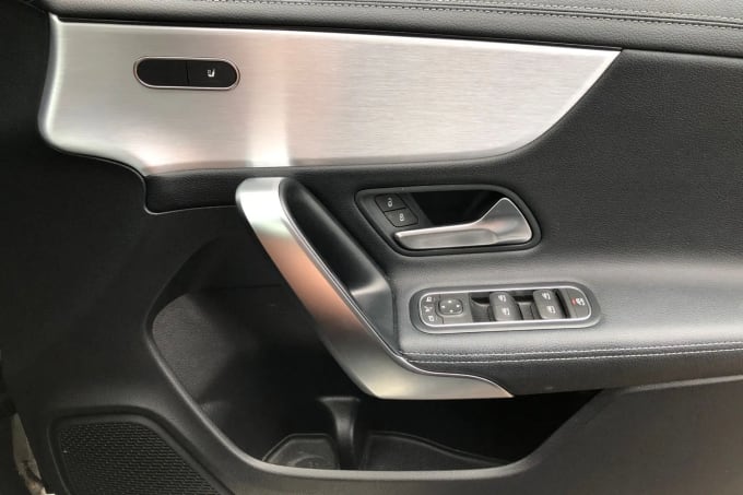 2022 Mercedes-benz Cla Class