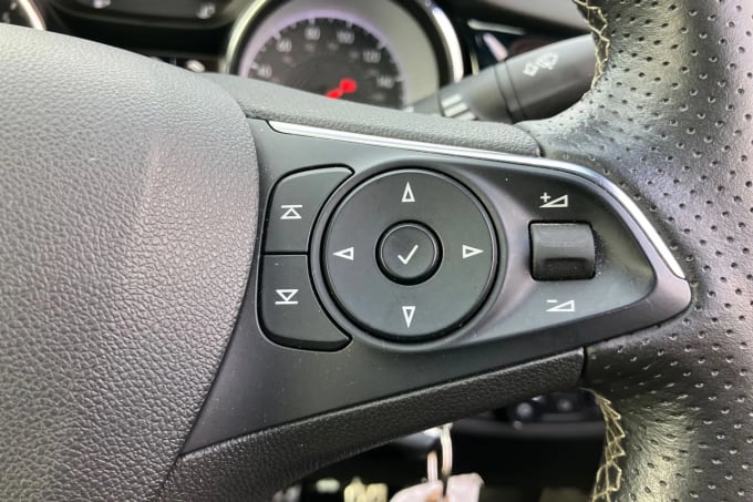 2020 Vauxhall Insignia