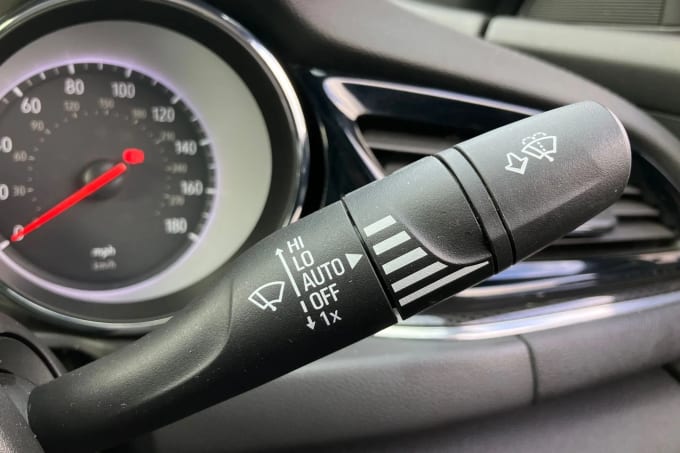 2020 Vauxhall Insignia