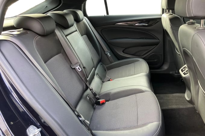 2020 Vauxhall Insignia