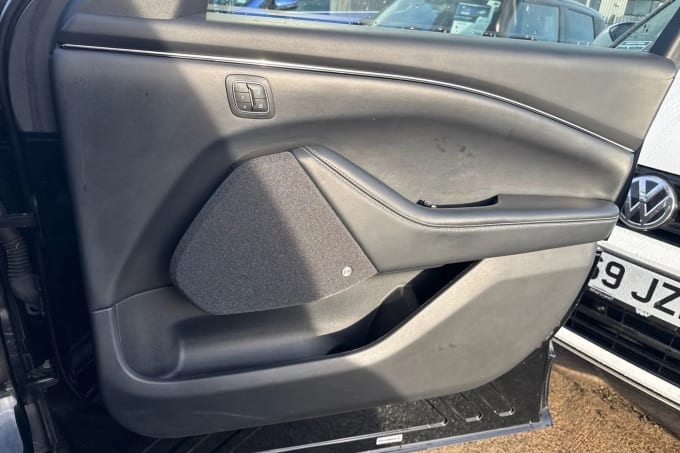 2021 Ford Mustang Mach-e