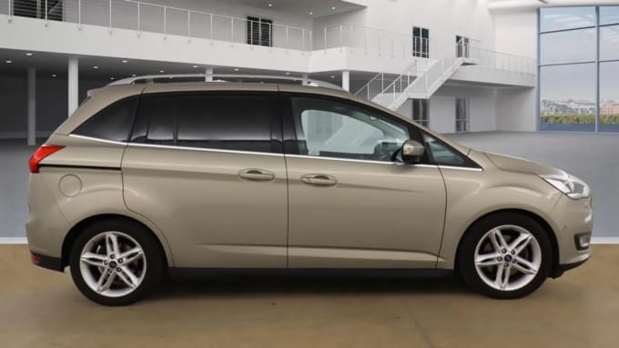 2017 Ford Grand C-max
