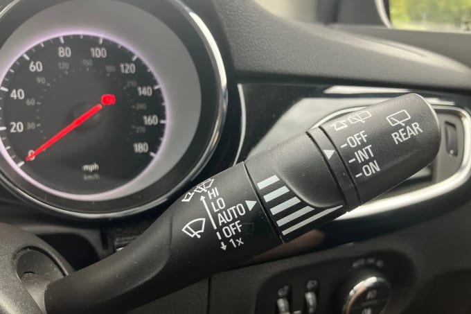 2021 Vauxhall Astra
