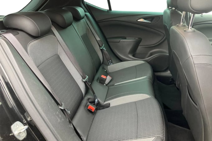 2021 Vauxhall Astra