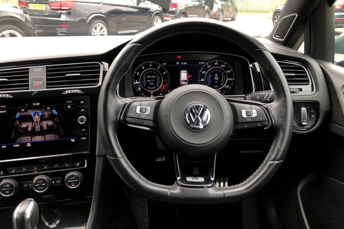 2019 Volkswagen Golf