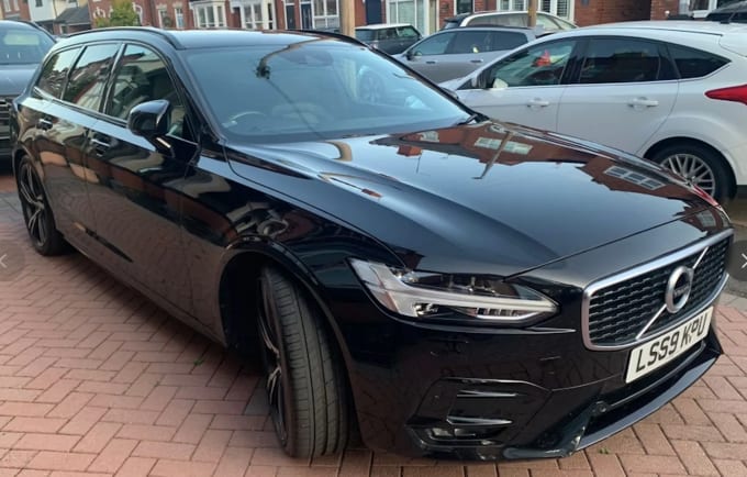2019 Volvo V90