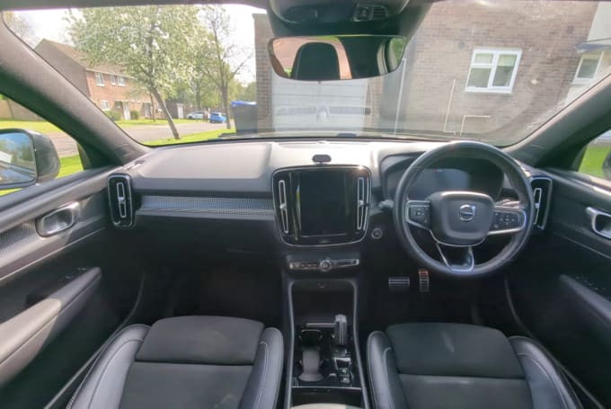 2021 Volvo Xc40