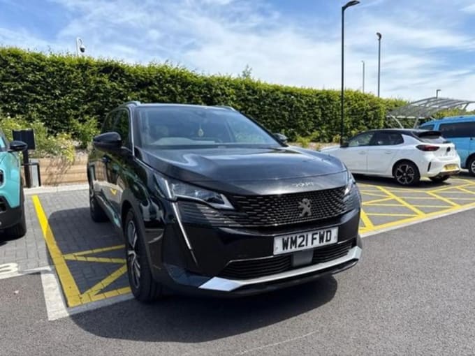 2021 Peugeot 5008