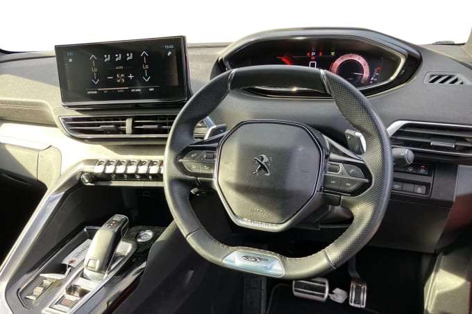 2021 Peugeot 5008