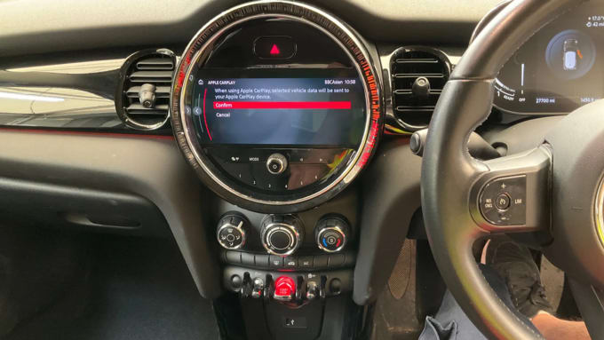 2022 Mini Hatch