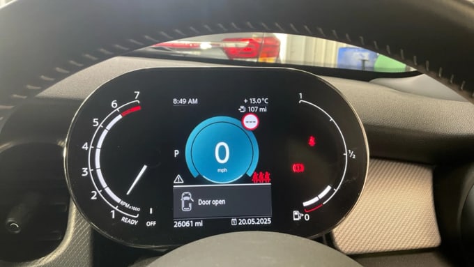 2023 Mini Hatch