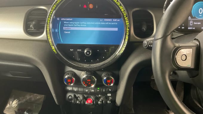 2023 Mini Hatch