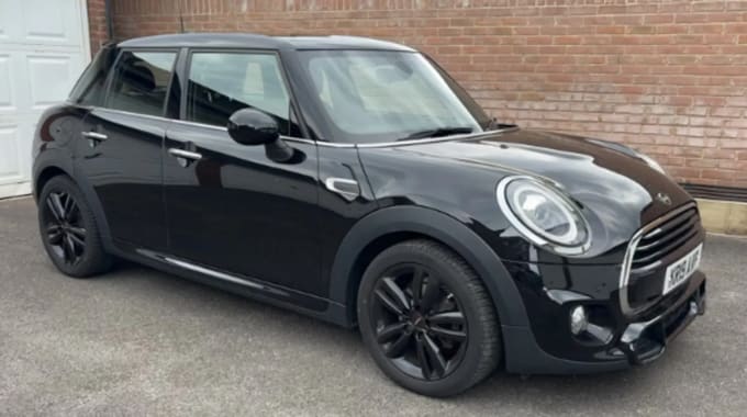 2019 Mini Hatch