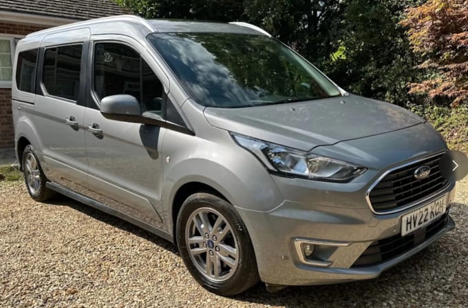 2022 Ford Grand Tourneo Connect