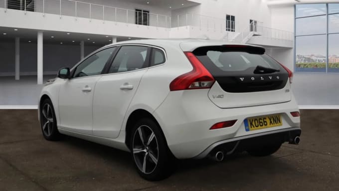 2017 Volvo V40