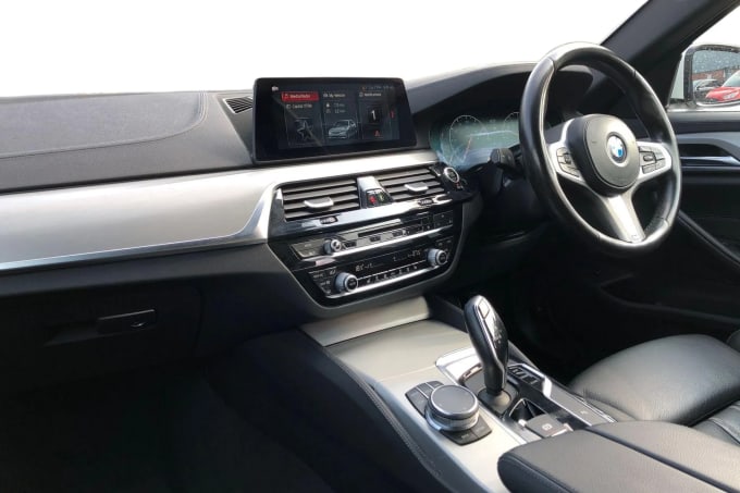 2018 BMW 5 Series