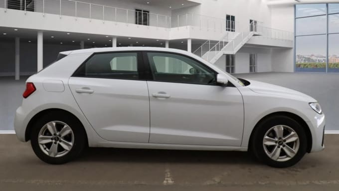 2022 Audi A1