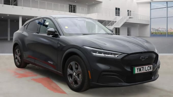 2022 Ford Mustang Mach-e