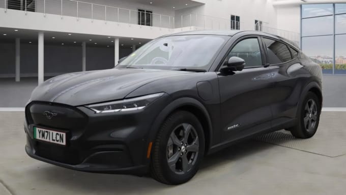 2022 Ford Mustang Mach-e