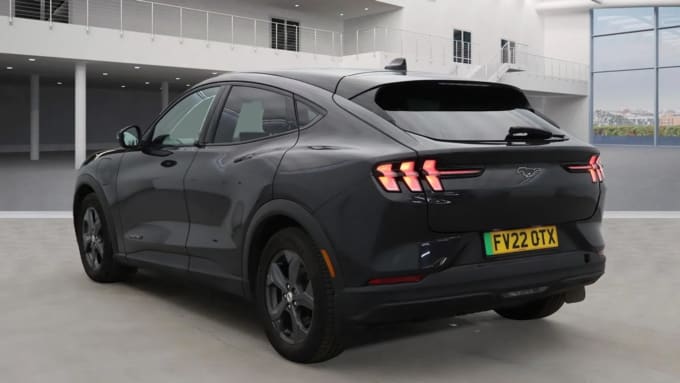 2022 Ford Mustang Mach-e