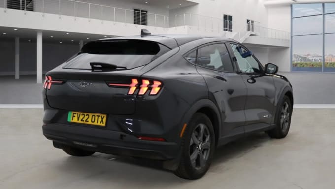 2022 Ford Mustang Mach-e