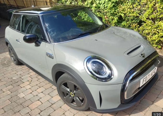 2022 Mini Hatch
