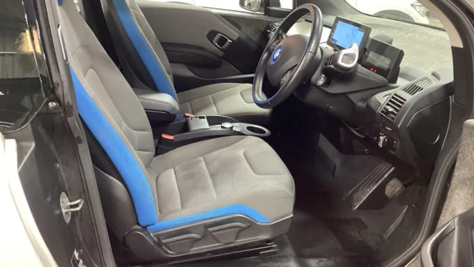 2022 BMW I3