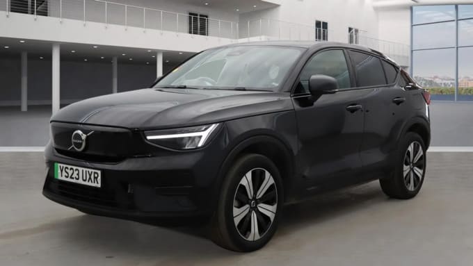 2023 Volvo C40
