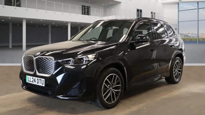 2024 BMW Ix1