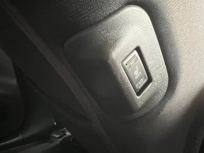 2025 Nissan Leaf