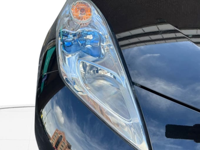 2025 Nissan Leaf