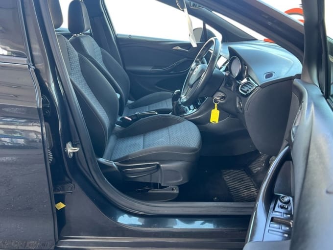 2025 Vauxhall Astra