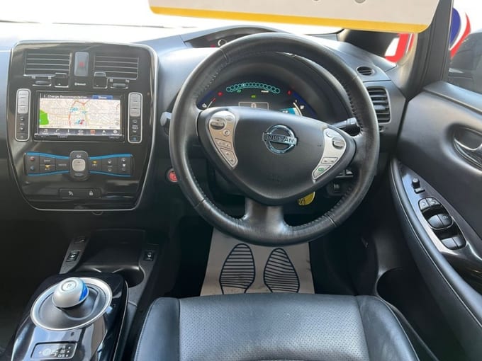 2025 Nissan Leaf