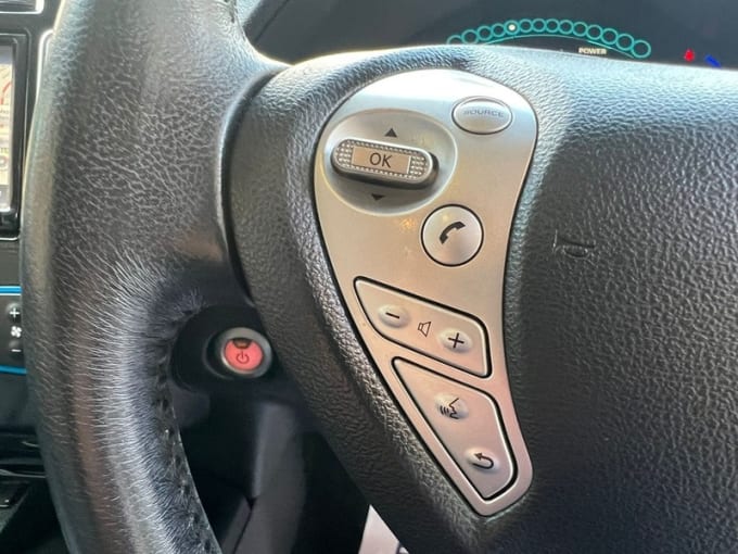 2025 Nissan Leaf