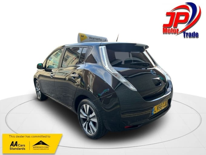 2025 Nissan Leaf