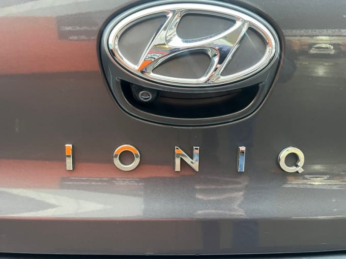 2025 Hyundai Ioniq