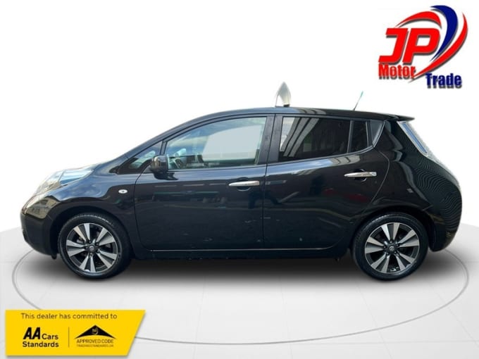 2025 Nissan Leaf