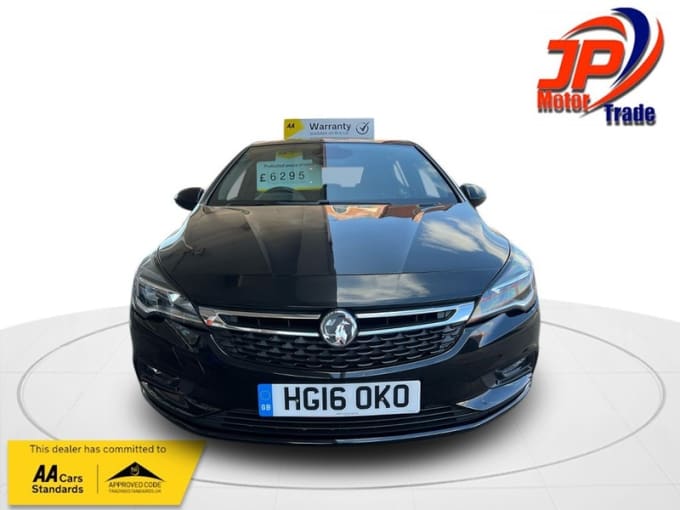 2025 Vauxhall Astra