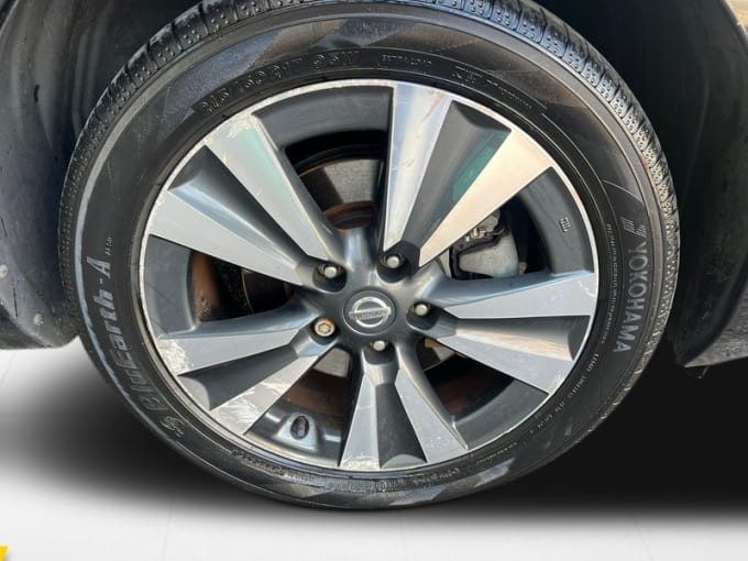 2025 Nissan Leaf