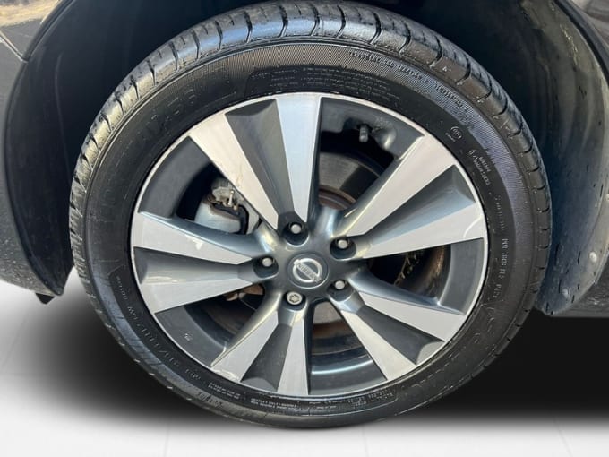 2025 Nissan Leaf