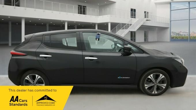 2025 Nissan Leaf
