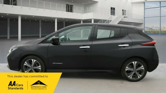 2025 Nissan Leaf