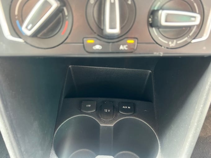 2014 Volkswagen Polo