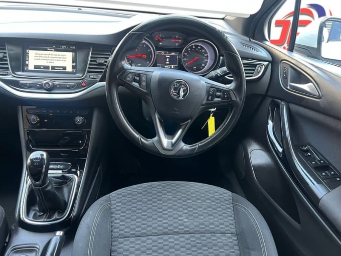 2025 Vauxhall Astra