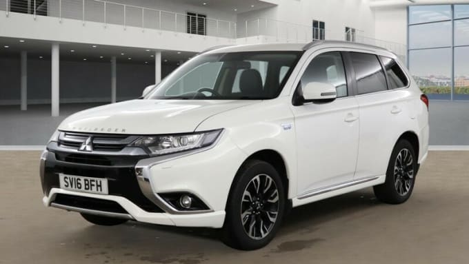 2025 Mitsubishi Outlander